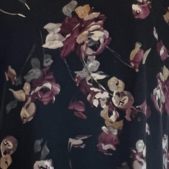 CROFT & BARROW LONG SLEEVE FLORAL CLASSIC TEE NWOT SIZE XL - Picture 2 of 4